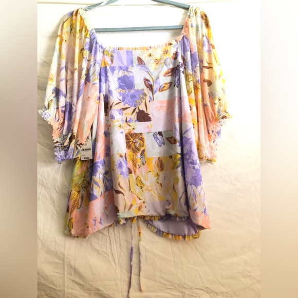 Floral blouse International basics brand new  tags on 1X - Picture 9 of 10